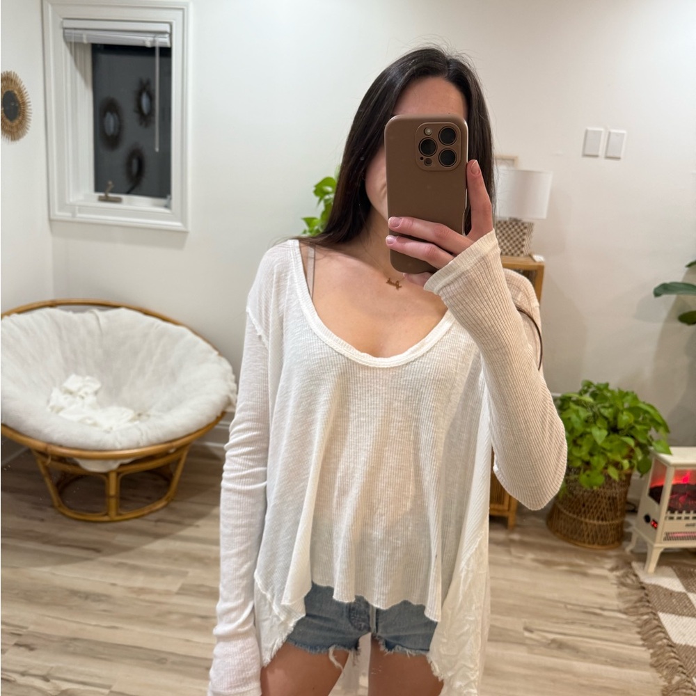 Women's White Long Sleeve Top